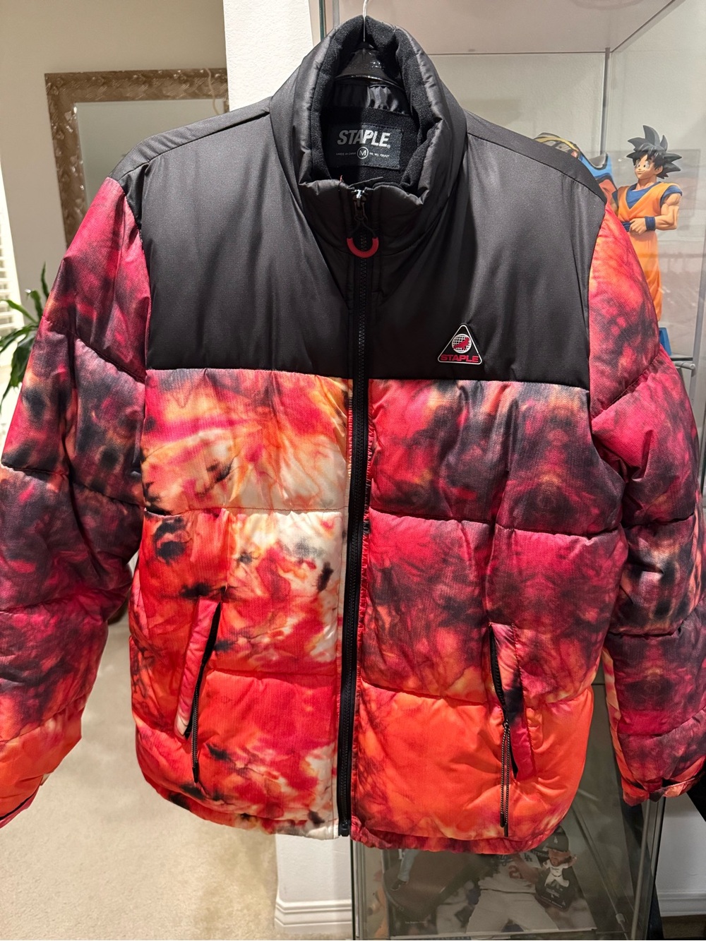 Size M - Staple Puffer Jacket in Red & Black Tie-Dye